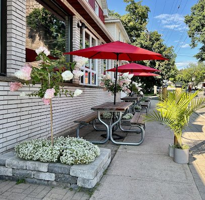 Là Anh – Authentic Vietnamese & Lounge