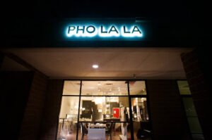 Pho restaurants in Lee's Summit, Missouri